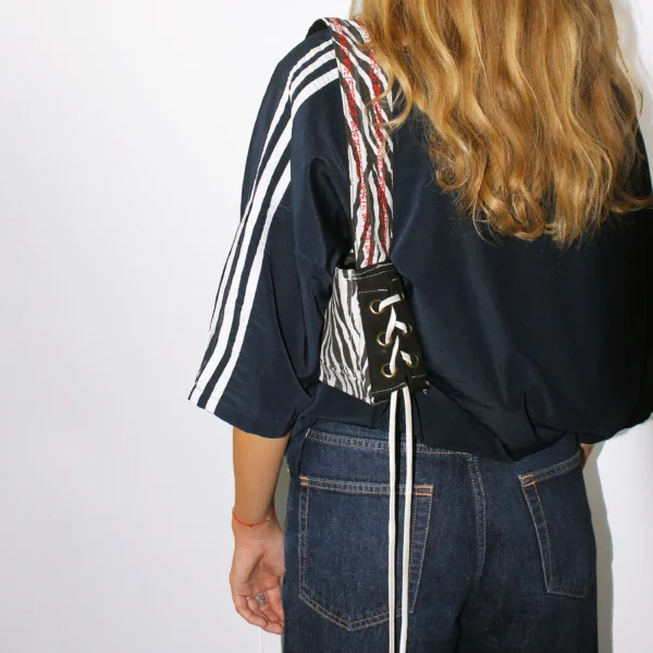 ✦ laced [zebra] - Image 4