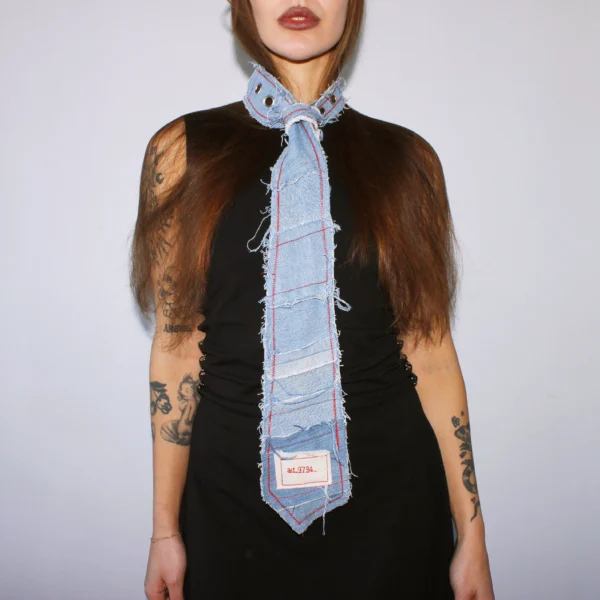 (d)stressed tie