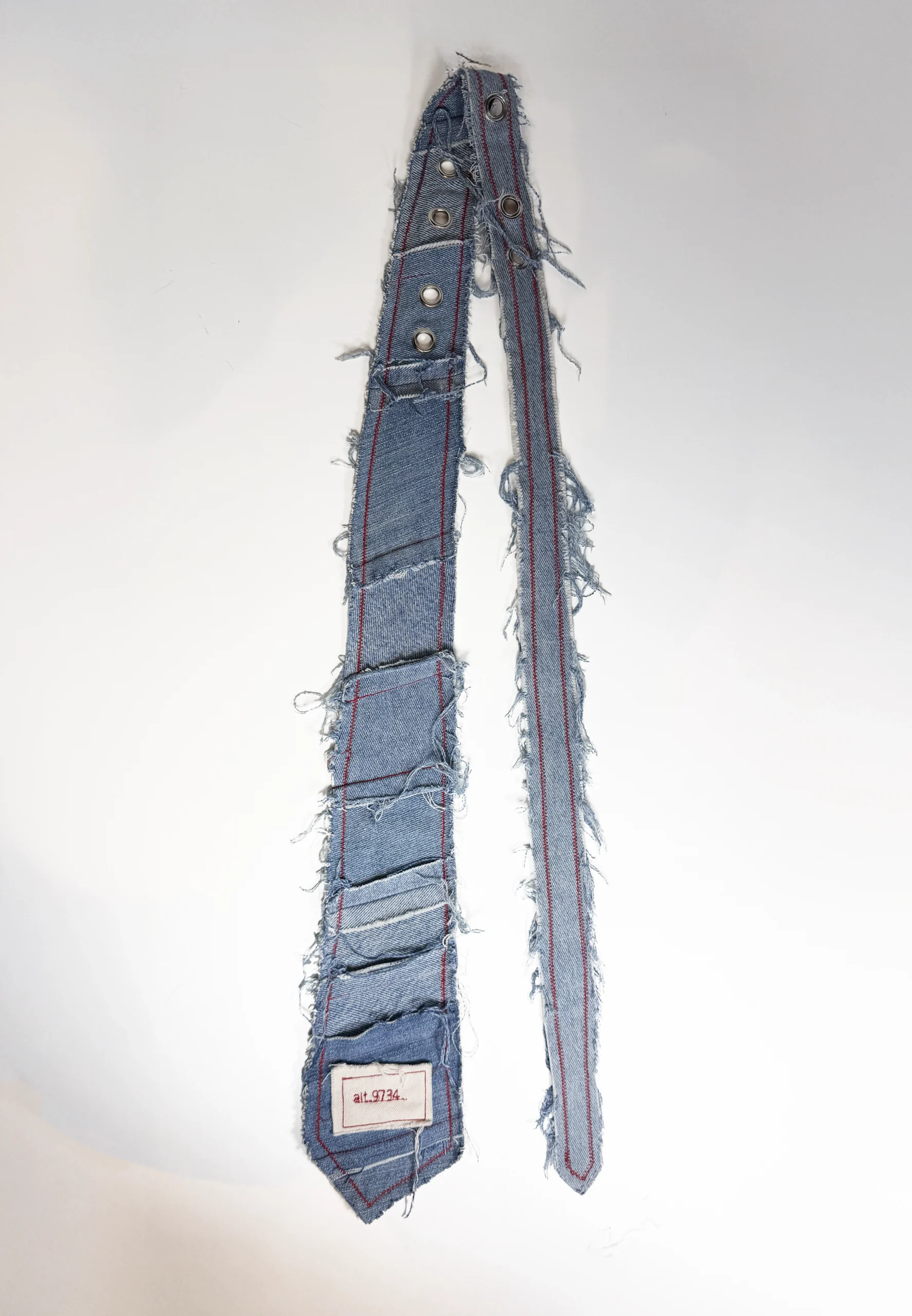 (d)stressed tie - Image 4