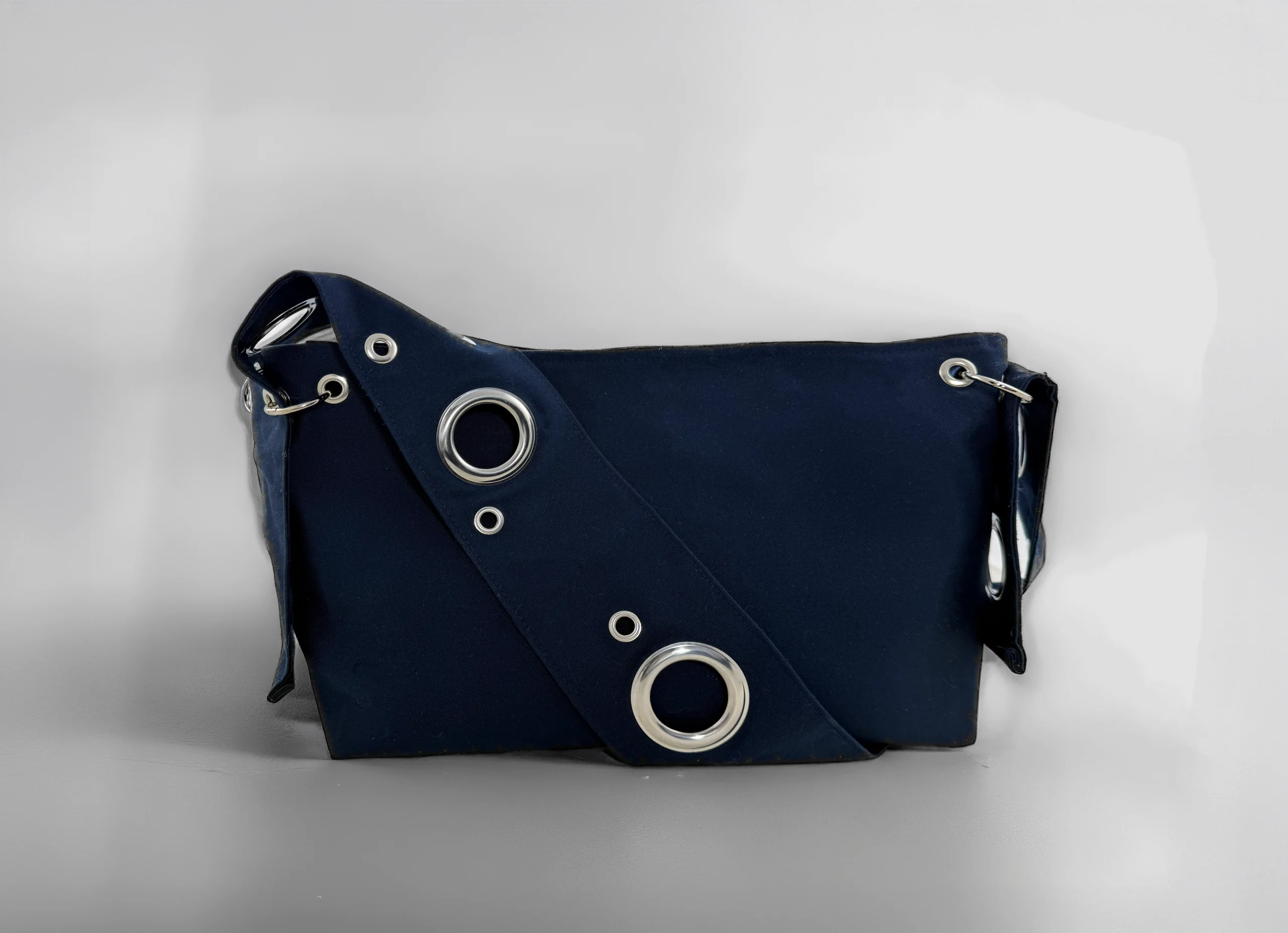 ↯ miss molly: oxford blue - Image 1